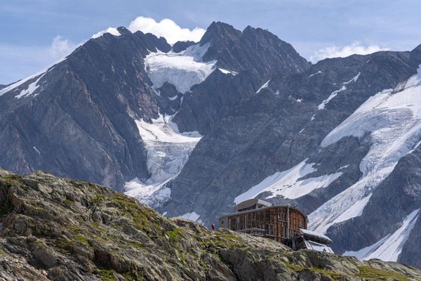 Illustration. Le refuge des Conscrits est situé à 2 602 mètres d'altitude sur la commune des Contamines-Montjoie (Haute-Savoie).