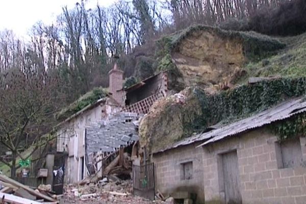 Effondrement d'une maison à Montoire-sur-le-Loir (Loir-et-Cher)