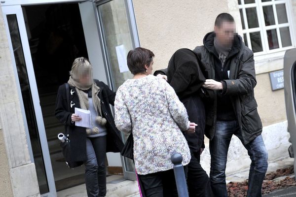 (Photo archive Dec 4, 2014) Médecin généraliste à Argent sur Sauldre (18), Thierry Dassas est jugé à partir de ce lundi pour viols aggravés. L'homme filmait également ses attouchements dans son cabinet médical. 