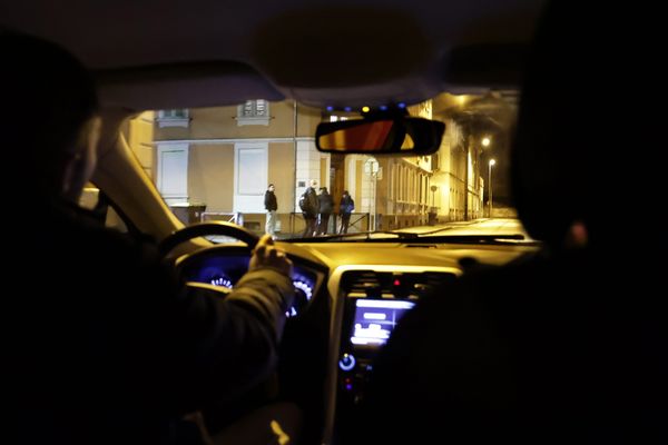 Des policiers de la Bac ( brigade anticriminalité) ont été agressés par des jeunes armés et encagoulés à Sète dans ce quartier connu pour ses trafic de drogue. Ils ont riposté par des tirs de LBD.( Image d'illustration)