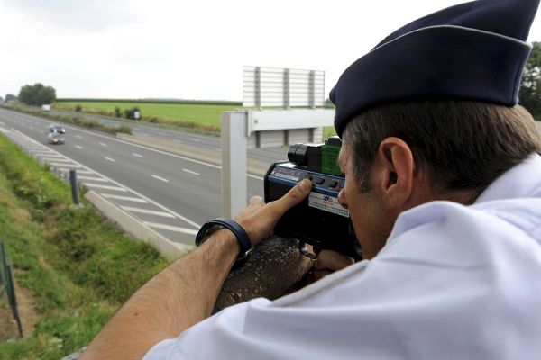 Pendant les fêtes de fin d'année, les gendarmes du Puy-de-Dôme vont multiplier les contrôles.