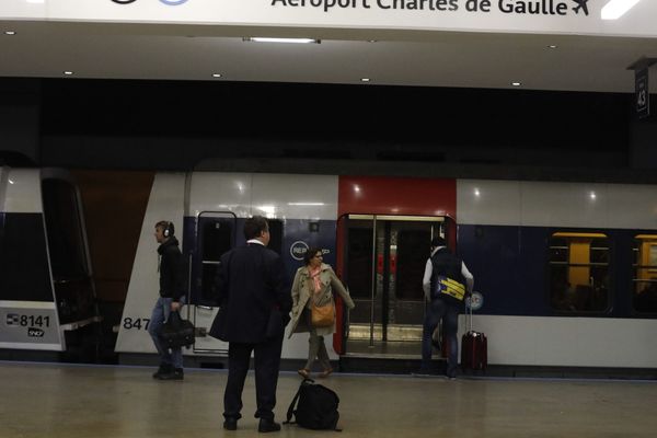 Le RER B, à Gare du Nord.