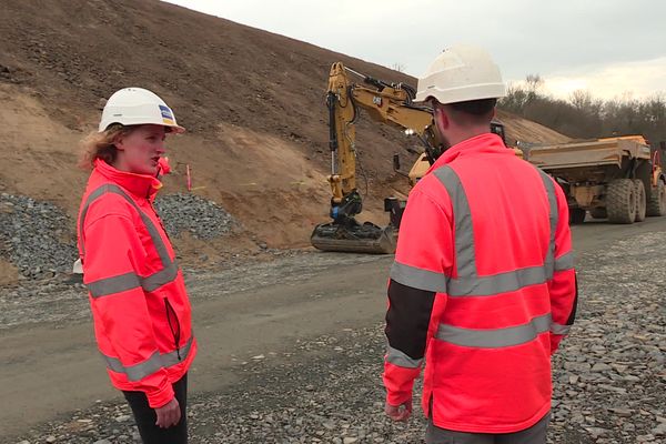 Les travaux publics sont un secteur d'activité qui attire et qui recrute, mais ici, à Égletons, en Corrèze, le logement constitue un frein pour recruter des alternants/