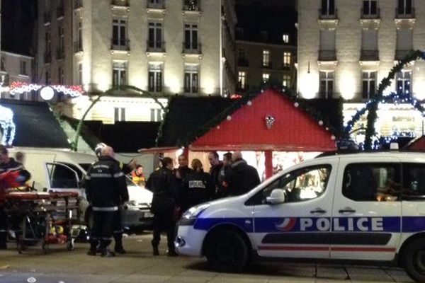 Le 22 décembre 2014 un chauffard fonçait avec sa camionnette dans la foule du marché de Noël à Nantes