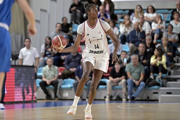 Dominique Malonga dans un match entre l'ASVEL et Charnay Basket Boulogne Sud, en septembre 2024.