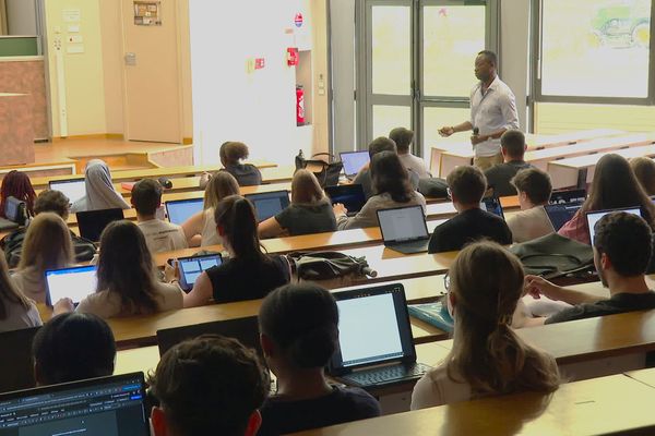 Cours de Management stratégique - Université de Droit, d'Economie et de Gestion - Orléans (Loiret) - 3 septembre 2024.