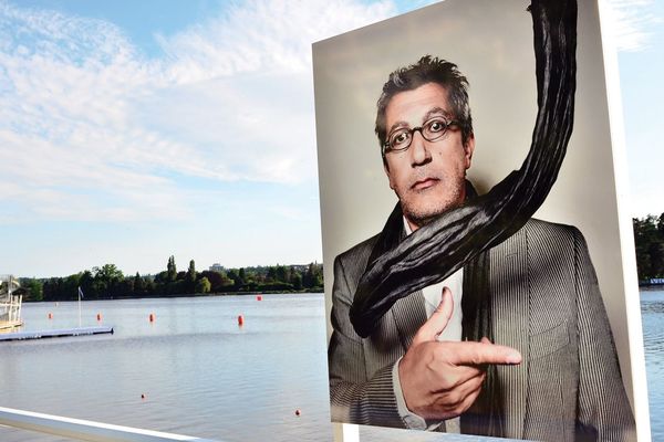 Alain Chabat par Jérôme Bonnet. Portrait(s), une exposition sur l'Esplanade du Lac d'Allier à Vichy