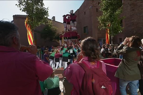 Un Castells, traditionnelle pyramide humaine catalane