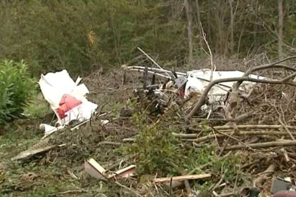 L'ULM a été retrouvé à quelques kilomètres de Vienne