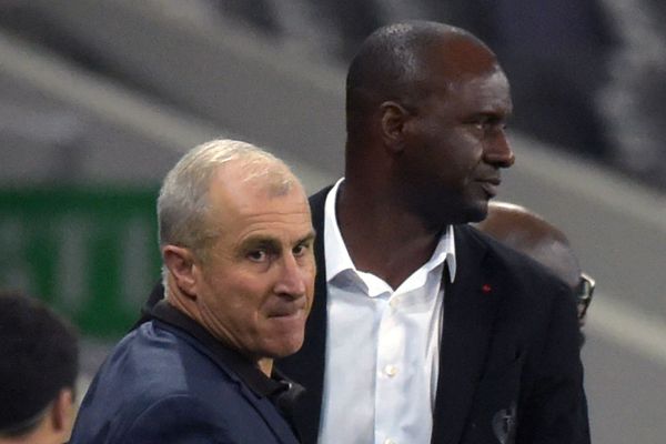 Alain Casanova et Patrick Vieira, respectivement entraîneurs de Toulouse et de l'OGC Nice.