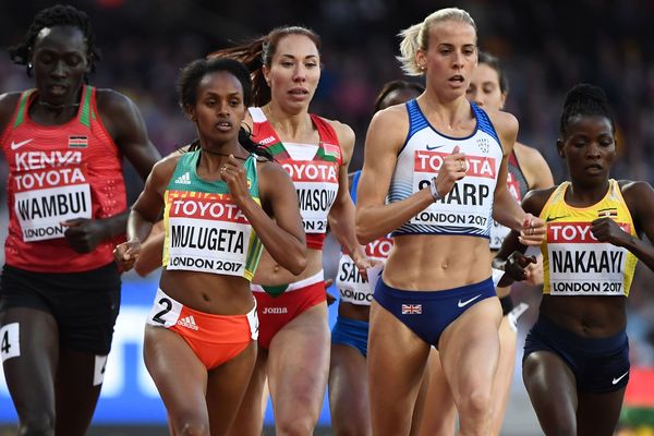 L'ougandaise Halima Nakaayi (en jaune, à droite), ici au championnats du Monde à Londres en 2017, est l'une des vedettes internationales de l'Athlélor 2020 à Metz. Alignée sur 800 mètres, elle a été sacrée championne du monde de la discipline à Doha en 2019.