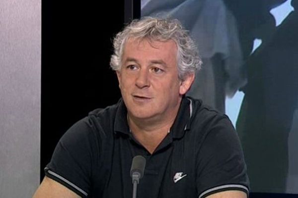 Philippe d'Encausse, sur le plateau de l'émission "Match Retour", le 17/02/2014.