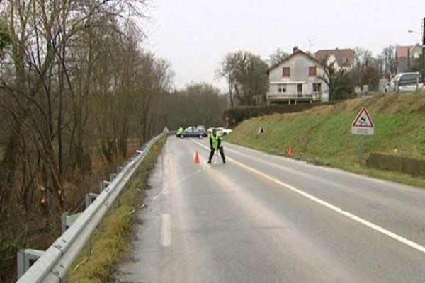 Les gendarmes enquêtent à la suite de l'accident de Courcelles-les-Montbéliard