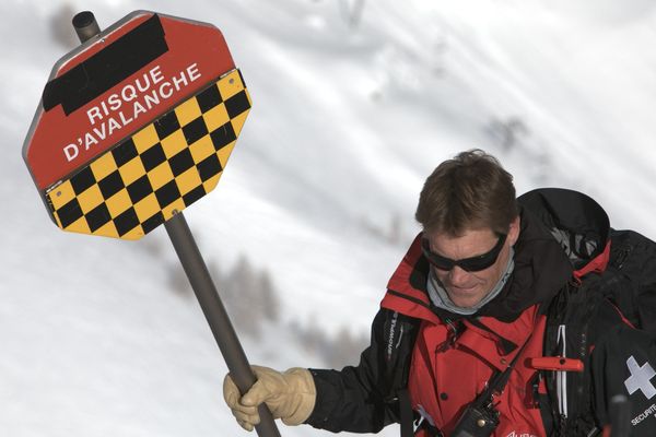 Risque d'avalanche au niveau "fort" (4 sur 5) pour la journée du jeudi 15 mars dans les Hautes-Alpes