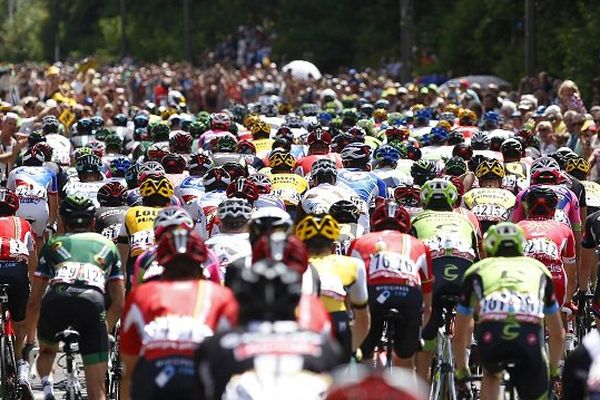 La course a été neutralisée durant quelques minutes. 