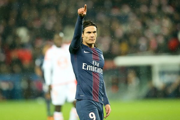 Edinson Cavani, lors du match PSG-Lorient, au Parc des princes, le 21 décembre 2016.