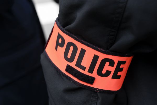 Un homme tué et un policier grièvement blessé à Carpentras