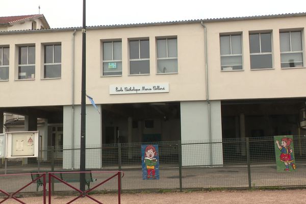 Pollution dans une école de Saint-Héand, près de Saint-Etienne (juillet 2024)