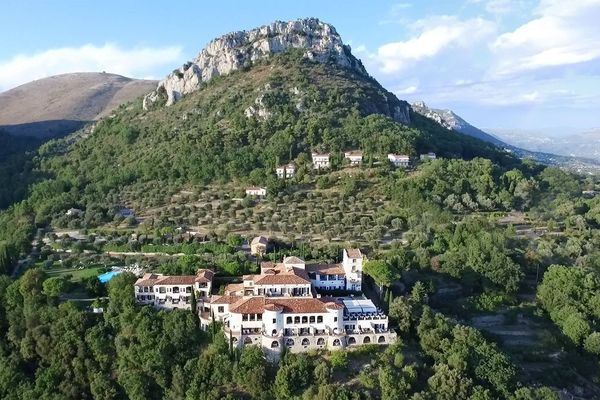 Le Château de Saint Martin et Spa, à Vence (Alpes-Maritimes), est l'un des trois nouveaux "palace" de la région PACA.