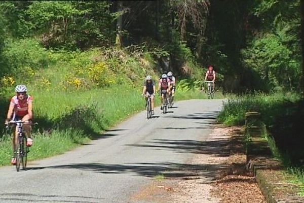 Des cyclotouristes venus de la région Rhône-Alpes pour découvrir les Vosges saônoises