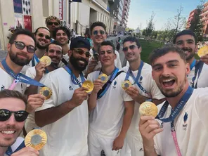 L'équipe de France de volley a été sacrée championne olympique pour la deuxième fois consécutive.