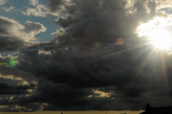 Météo-France a placé les départements franciliens en vigilance orange pour des orages.