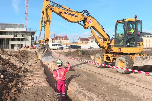 Le secteur des travaux publics emploie près de 9400 salariés en Bourgogne - Franche-Comté.