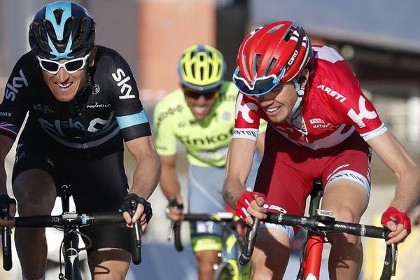 Geraint Thomas ( à gauche ) et au sprint de la 5è étape