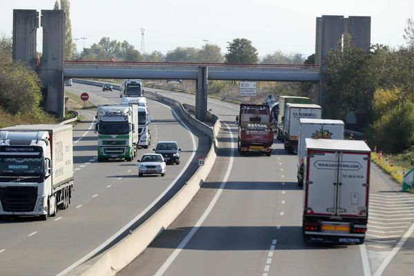 Un jeune homme a chuté de 6 mètres à bord de sa voiture sur l'A35 le 18 août.