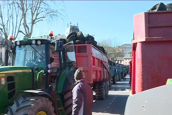 Manif des agriculteurs à Laval le 26 février 2018
