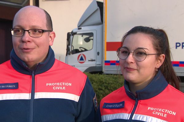 Nicolas et Lara, joyeusement engagés.