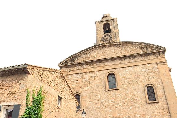 Gard : l'église de Saint-André-de-Roquepertuis touchée par la foudre, son clocher menace de s'écrouler - 27 septembre 2021.