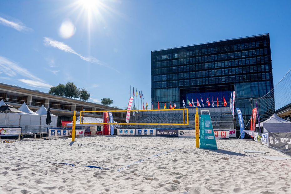 40 centimeters of sand in entrance of the Montpellier town hall, when the city corridor sq. is remodeled into a beach front volleyball court