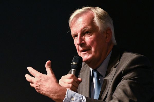 Candidat à l'élection présidentielle, Michel Barnier a développé ses propositions sur le plateau de Dimanche en politique sur France 3 Alpes.