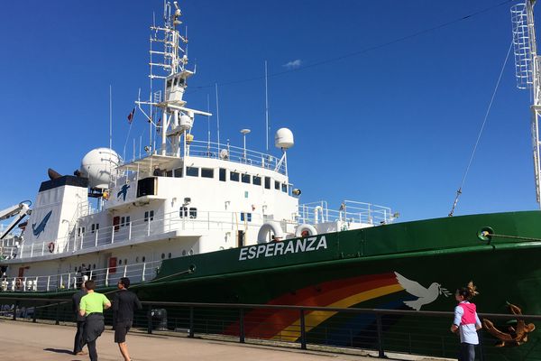 Le bateau mythique de Greenpeace est à quai à Bordeaux et se visite durant ce week-end. 