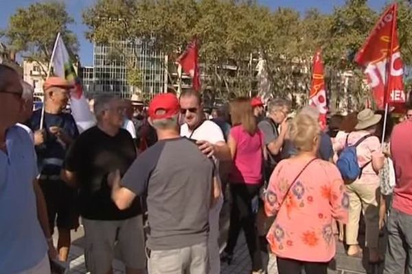 Environ 200 retraités manifestent à Montpellier pour demander une revalorisation de leurs pensions - 29 septembre 2016