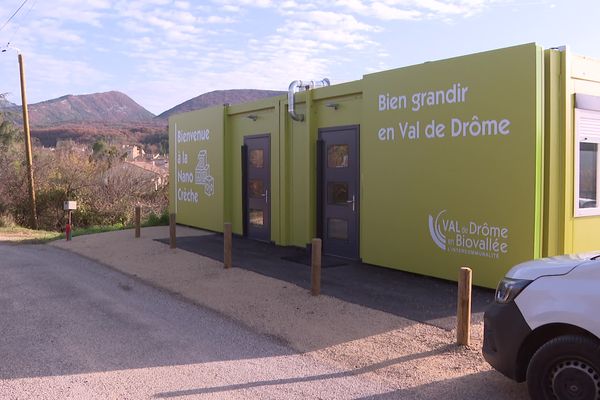 Une crèche démontable  pour accueillir les enfants dans les petites communes du Val de Drôme