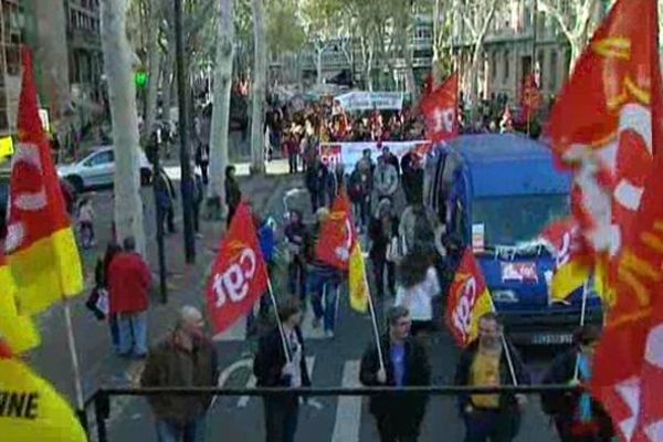 Manifestation contre les politiques d'austérités dans les rues de Toulouse le 15 novembre 2012