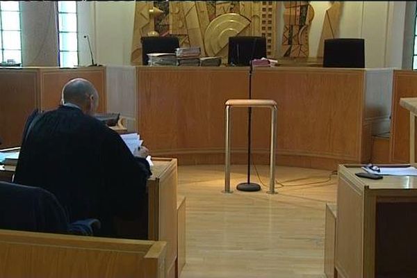 Un véritable coup de théâtre a fait basculer le procès de la filière albanaise au tribunal de Clermont-Ferrand.