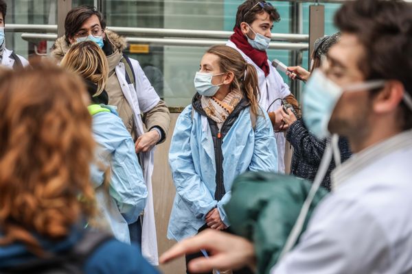 Un précédent rassemblement d'internes en médecine devant le ministère de la Santé et des Solidarités, en décembre 2020 à Paris.