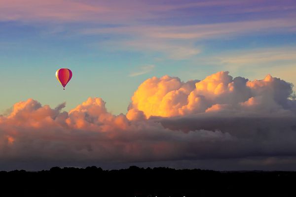 Ballon suspendu sur Gestel (56)