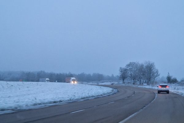 La neige au sol dans la Marne près de Vitry le François. Le 21 novembre 2024.