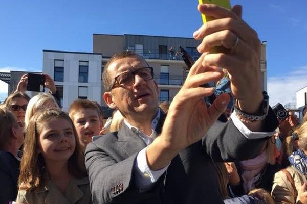 Le comédien était à 11h30 ce matin au centre culturel de Lesquin