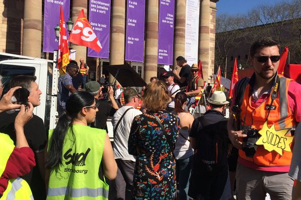 Entre 3000 et 4000 manifestants se sont rassemblés à Strasbourg ce jeudi 19 avril. 