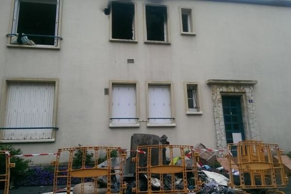 Le feu s'est déclaré dans un appartement, situé au 1er étage d’un petit immeuble de l'impasse des Tisserands à Alençon