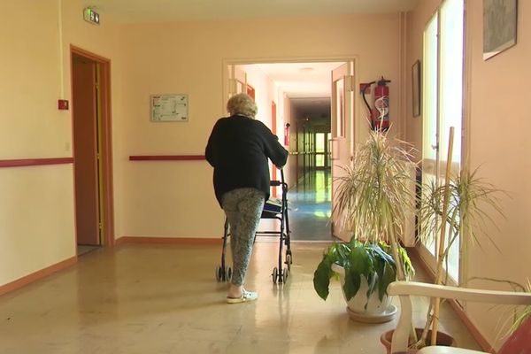 VIDEO. Des seniors obligés de quitter leur résidence sociale : "ici on était comme à la maison"