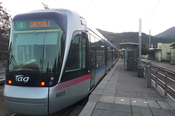 Aucun tramway ne circule ce matin du mercredi 6 novembre à Grenoble.