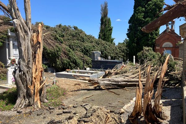 Le cimetière de Puydaniel, partiellement détruit par l'orage