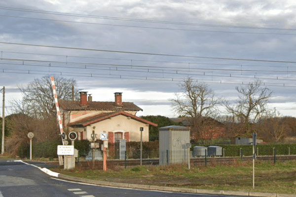 L'accident a eu lieu vendredi 15 mars 2024, sur la commune de Noé (Haute-Garonne), a proximité de cette voie ferrée.