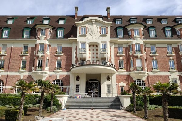 La façade de l'hôtel Westminster après 10 mois de travaux